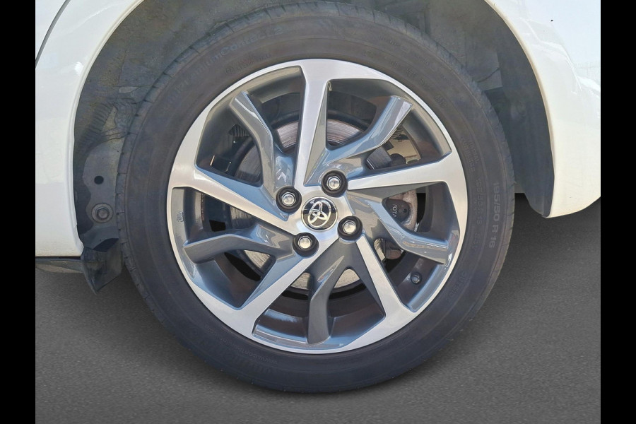 Toyota Yaris 1.5 Hybrid Y20 Automaat | Camera | Clima | Keurige auto! Van €14.430 voor €13.730!