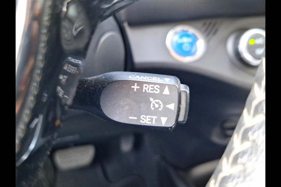 Toyota Yaris 1.5 Hybrid Y20 Automaat | Camera | Clima | Keurige auto! Van €14.430 voor €13.730!