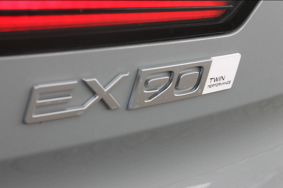 Volvo EX90 Twin Motor Performance Ultra 7p. 111 kWh Google infotainment / Luchtvering / Bowers & Wilkins Audio / Parkeersensoren rondom met 360 graden camera