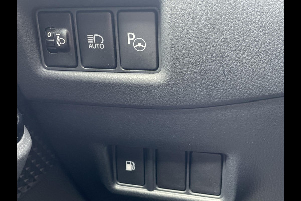 Toyota C-HR 1.8 Hybrid Style | Navigatie | Camera