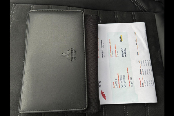 Mitsubishi Outlander 2.4 PHEV Pure+, vele opties, achteruitrijcamera, leder, 18 inch, 1 e eigenaar, NL auto met nationale auto pas