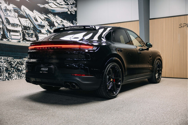 Porsche Cayenne Coupé 3.0 E-Hybrid Black Edition | Sport Chrono | Luchtvering | Adaptieve (18-voudige) sportstoelen met verwarming en verkoeling |
