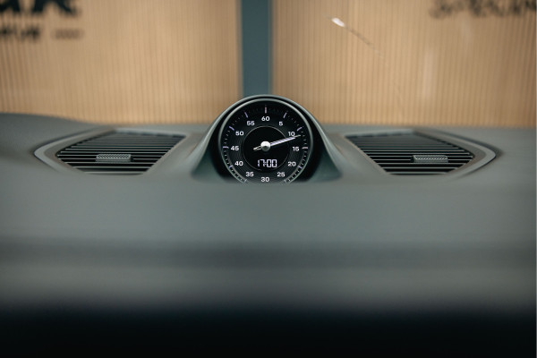 Porsche Cayenne Coupé 3.0 E-Hybrid Black Edition | Sport Chrono | Luchtvering | Adaptieve (18-voudige) sportstoelen met verwarming en verkoeling |