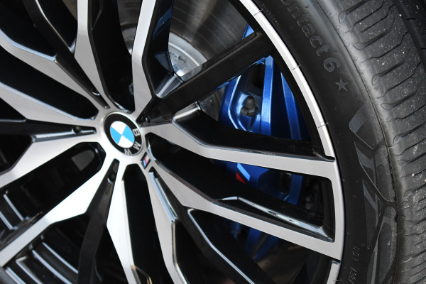 BMW X5 xDrive45e 394pk M-Sport Pano ACC Trekh HUD H/K 4wielbest 22inch