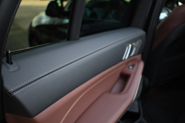 BMW X5 xDrive45e 394pk M-Sport Pano ACC Trekh HUD H/K 4wielbest 22inch