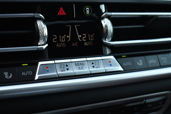 BMW X5 xDrive45e 394pk M-Sport Pano ACC Trekh HUD H/K 4wielbest 22inch