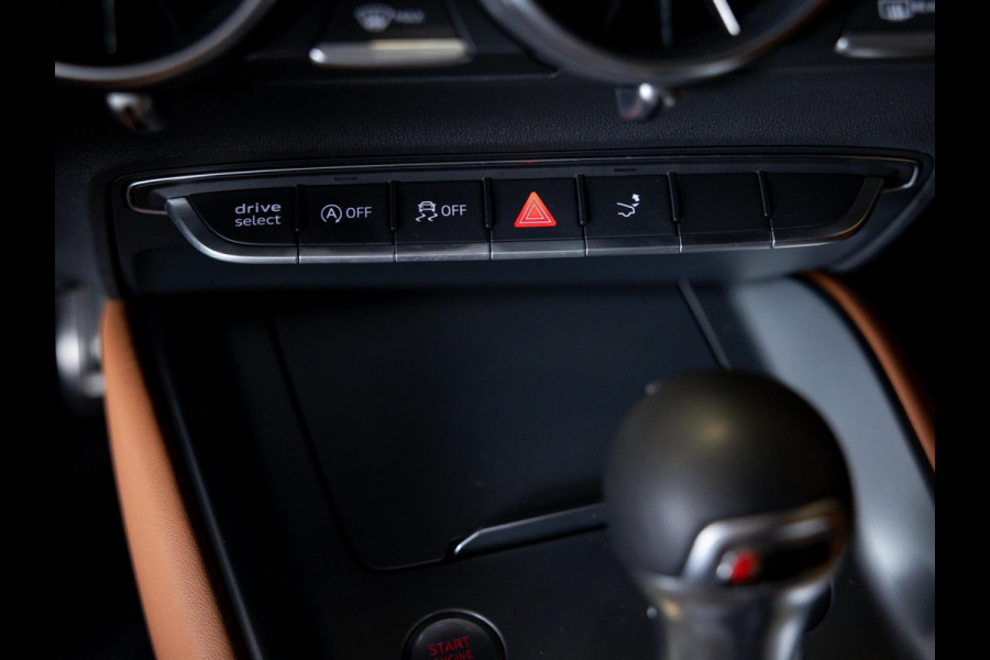 Audi TT 40 TFSI Pro Line / 197pk / Leder / Stoelverwarming /