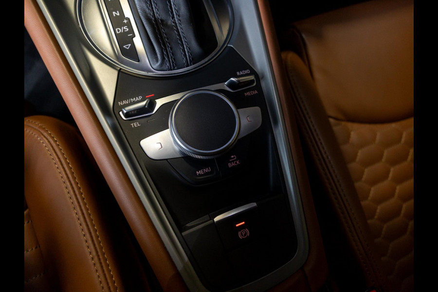 Audi TT 40 TFSI Pro Line / 197pk / Leder / Stoelverwarming /