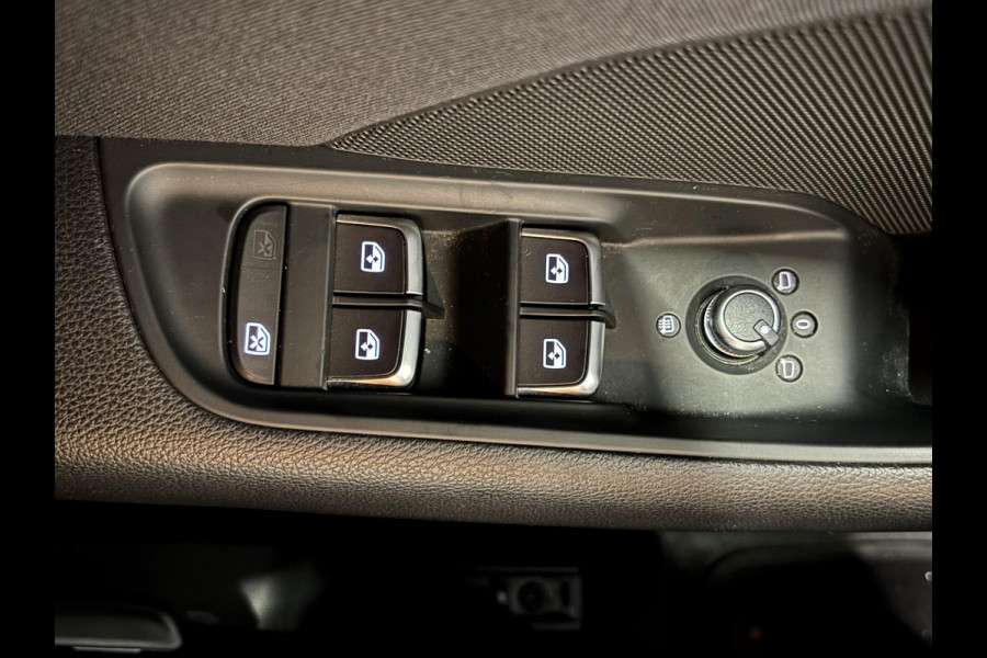 Audi A3 Sportback 35 TFSI CoD Design Pro Line Plus Automaat Navigatie Cruise control Climate control