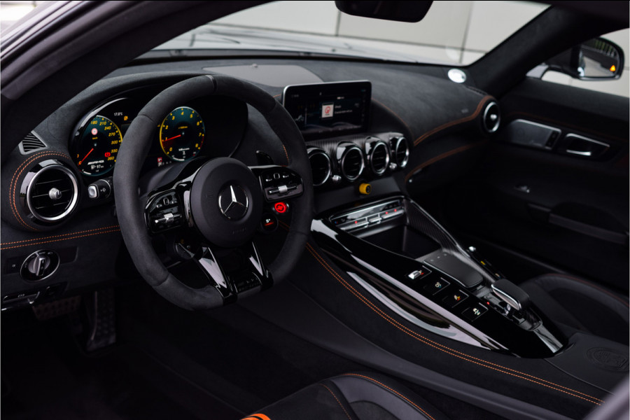 Mercedes-Benz AMG GT 4.0 Black Series Full Carbon|Burmester 3D|NL Auto