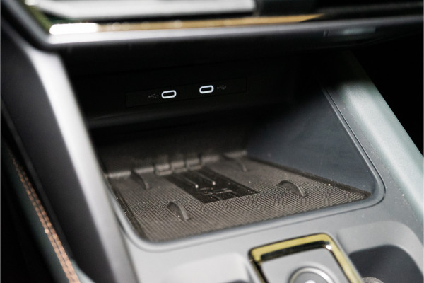 CUPRA Formentor 1.5 TSI e-Hybrid VZ Extreme 272PK Facelift | Matte Bronze | Pano | Sennheiser | Sportstoelen | VOL! 2 jaar Fabrieksgarantie GERESERVEERD