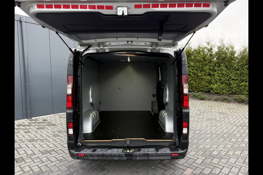 Opel Vivaro 1.6 CDTI 126 PK / L1H1 / 1e EIG. / ACHTERKLEP / AIRCO / CRUISE / NAVI / CAMERA / BLUETOOTH