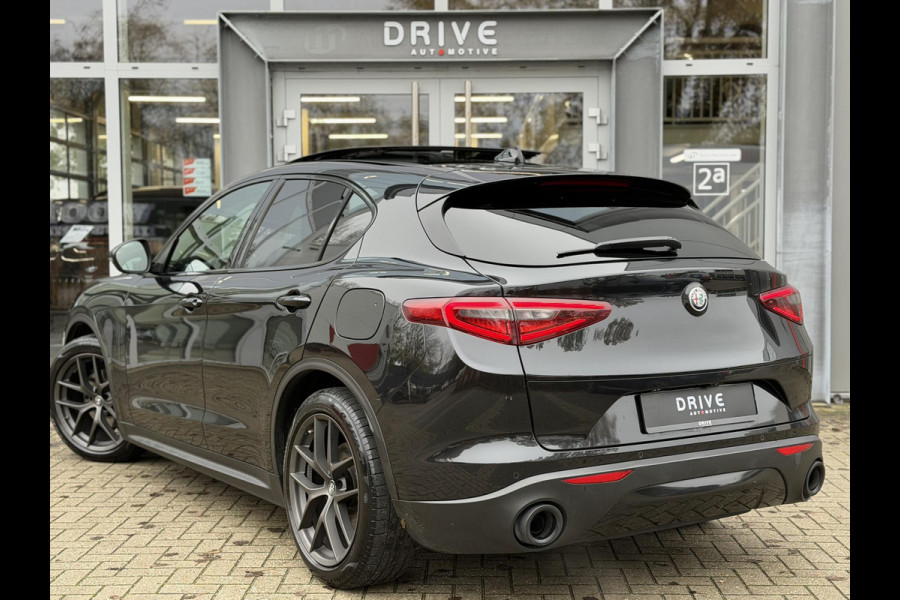 Alfa Romeo Stelvio 2.0 T AWD 280PK First Edition Black|Pano|Leder|Cam