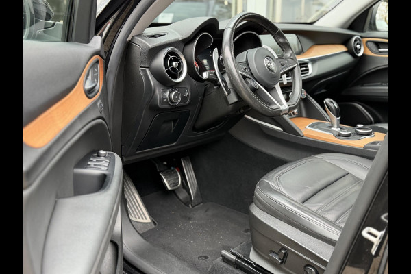 Alfa Romeo Stelvio 2.0 T AWD 280PK First Edition Black|Pano|Leder|Cam