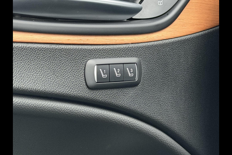 Alfa Romeo Stelvio 2.0 T AWD 280PK First Edition Black|Pano|Leder|Cam