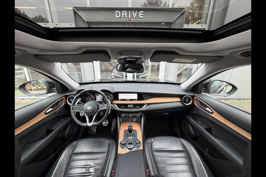 Alfa Romeo Stelvio 2.0 T AWD 280PK First Edition Black|Pano|Leder|Cam