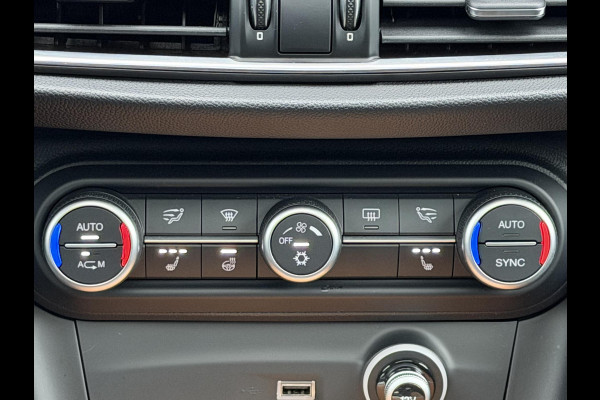 Alfa Romeo Stelvio 2.0 T AWD 280PK First Edition Black|Pano|Leder|Cam