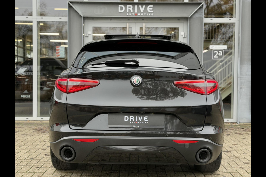 Alfa Romeo Stelvio 2.0 T AWD 280PK First Edition Black|Pano|Leder|Cam
