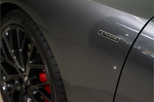 Audi A6 Avant C9 e-hybrid 270KW Quattro S Edition Competition 367PK | Tech Pro | B&O | Lucht | Trekhaak | Werkelijk VOL OPTIE! 5 jaar Fa