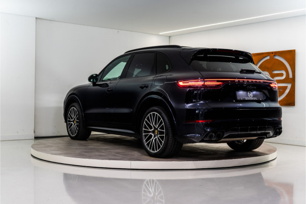 Porsche Cayenne 3.0 E-Hybrid Platinum Edition 462PK | NL AUTO | 1e Eigenaar NAP | Sport Design | Pano | Bose | Meedraaiende achteras | VOL OPTIE
