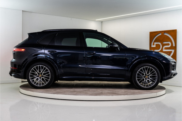 Porsche Cayenne 3.0 E-Hybrid Platinum Edition 462PK | NL AUTO | 1e Eigenaar NAP | Sport Design | Pano | Bose | Meedraaiende achteras | VOL OPTIE
