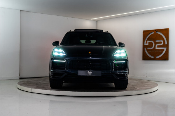 Porsche Cayenne 3.0 E-Hybrid Platinum Edition 462PK | NL AUTO | 1e Eigenaar NAP | Sport Design | Pano | Bose | Meedraaiende achteras | VOL OPTIE