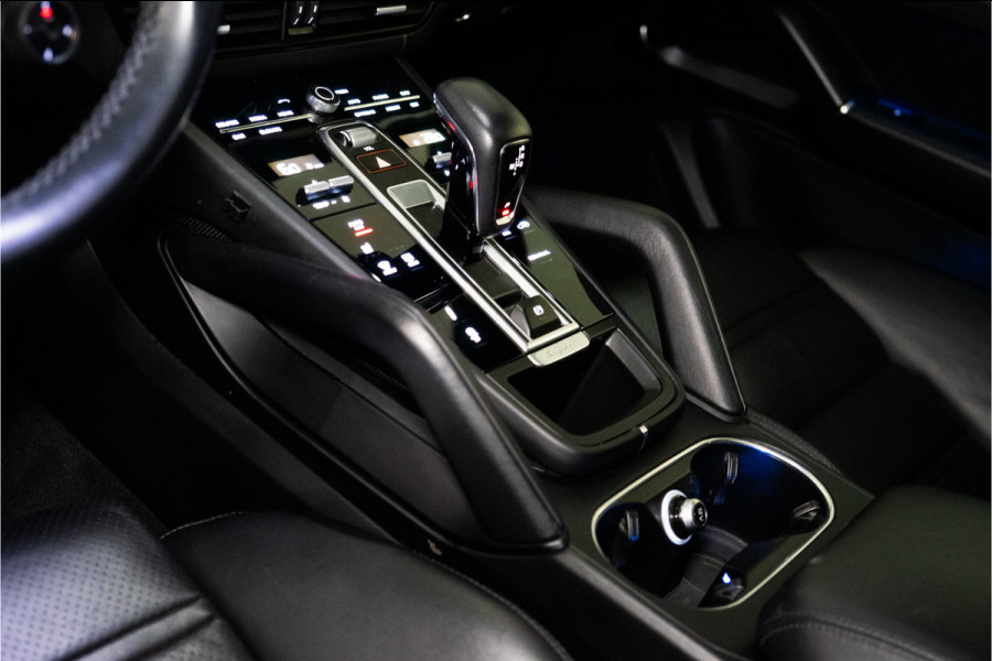 Porsche Cayenne 3.0 E-Hybrid Platinum Edition 462PK | NL AUTO | 1e Eigenaar NAP | Sport Design | Pano | Bose | Meedraaiende achteras | VOL OPTIE
