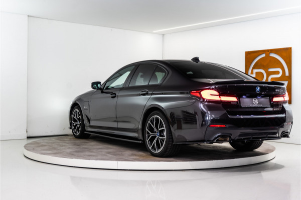 BMW 5 Serie 530e High Executive M-Sport 300PK | Laser | Pano | Leder | Sfeer | 12 MND Garantie