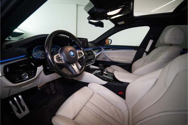 BMW 5 Serie 530e High Executive M-Sport 300PK | Laser | Pano | Leder | Sfeer | 12 MND Garantie