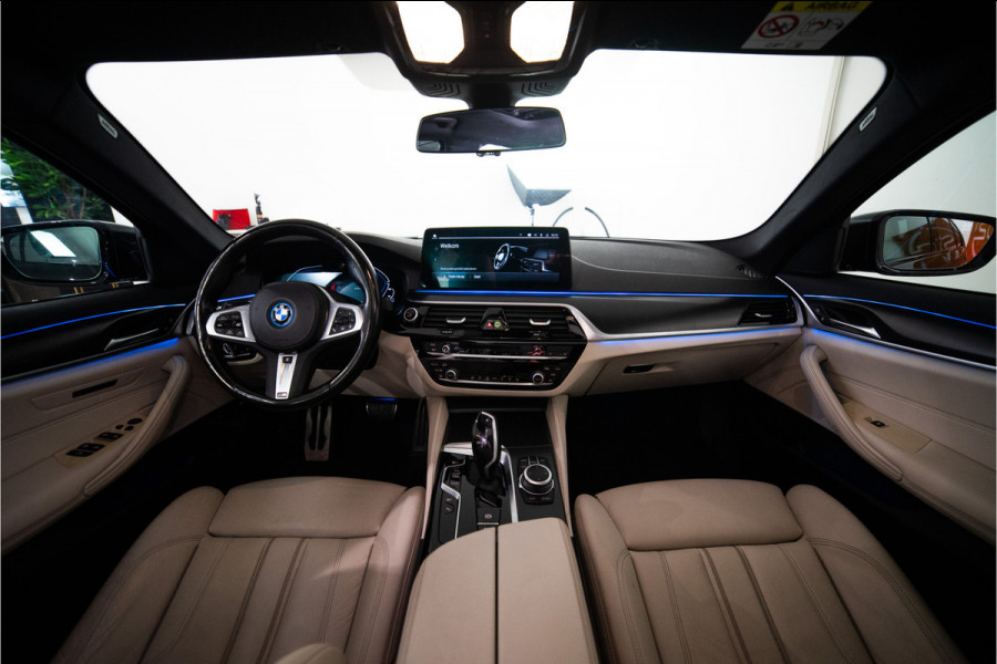 BMW 5 Serie 530e High Executive M-Sport 300PK | Laser | Pano | Leder | Sfeer | 12 MND Garantie