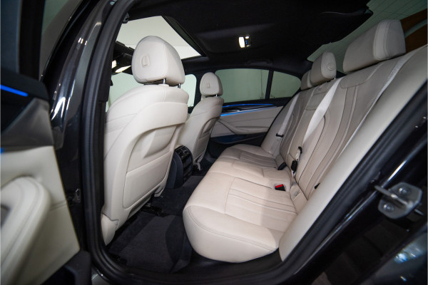 BMW 5 Serie 530e High Executive M-Sport 300PK | Laser | Pano | Leder | Sfeer | 12 MND Garantie