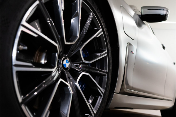 BMW 7 Serie 745e High Executive M-Sport 394PK | Frozen | Pano | Sfeer | Softclose | Laser | 12 MND Garantie