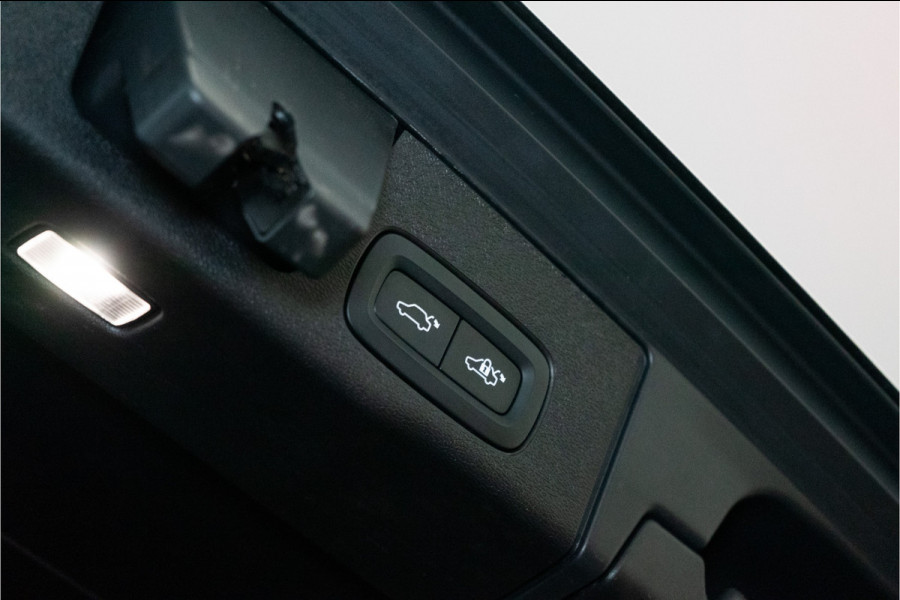 Volvo XC60 2.0 T8 AWD Polestar Engineered 455PK Long Range | Pano | Leder | Trekhaak | Memory | 12 MND Garantie