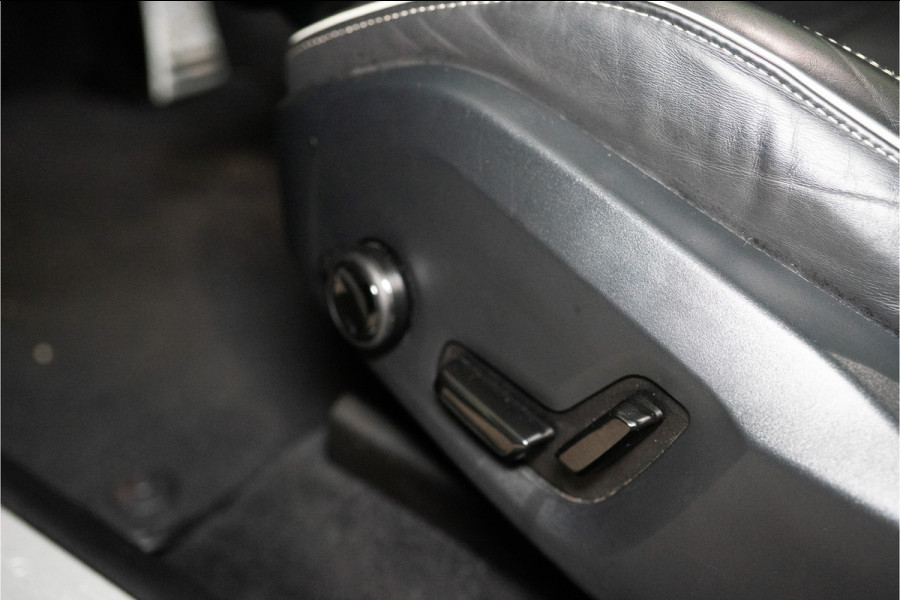 Volvo XC60 2.0 T8 AWD Polestar Engineered 455PK Long Range | Pano | Leder | Trekhaak | Memory | 12 MND Garantie