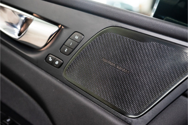 Volvo XC60 2.0 T8 AWD Polestar Engineered 455PK Long Range | Pano | Leder | Trekhaak | Memory | 12 MND Garantie