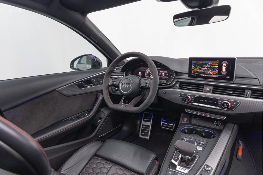 Audi RS4 Avant 2.9 TFSI 450pk Quattro Pano HuD B&O 20'' ACC Matrix 280 km/h
