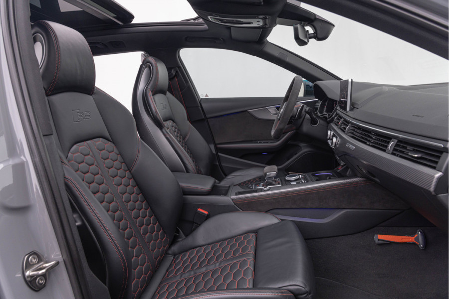 Audi RS4 Avant 2.9 TFSI 450pk Quattro Pano HuD B&O 20'' ACC Matrix 280 km/h