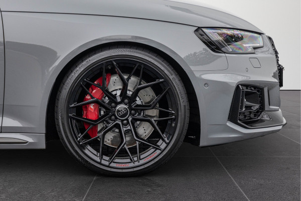 Audi RS4 Avant 2.9 TFSI 450pk Quattro Pano HuD B&O 20'' ACC Matrix 280 km/h