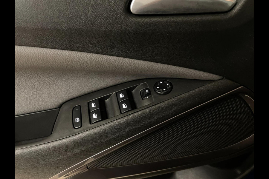 Opel Crossland X 1.2 Turbo Innovation 110PK AIRCO CLIMA NAVI CRUISE APPLE CARPLAY KEYLESS VELGEN NIEUWSTAAT