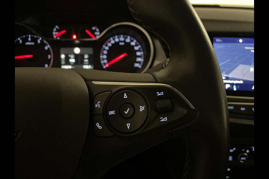 Opel Crossland X 1.2 Turbo Innovation 110PK AIRCO CLIMA NAVI CRUISE APPLE CARPLAY KEYLESS VELGEN NIEUWSTAAT