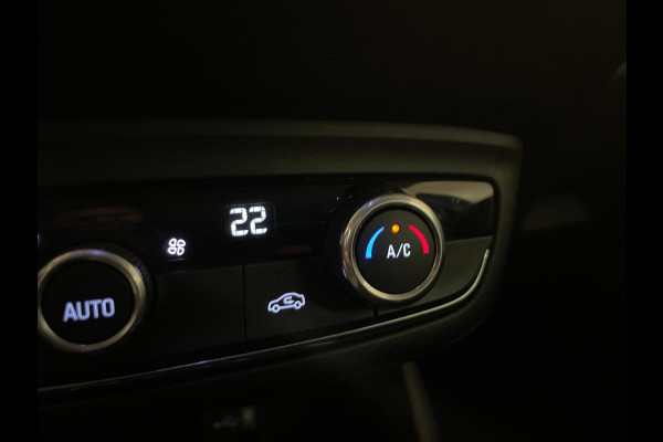 Opel Crossland X 1.2 Turbo Innovation 110PK AIRCO CLIMA NAVI CRUISE APPLE CARPLAY KEYLESS VELGEN NIEUWSTAAT