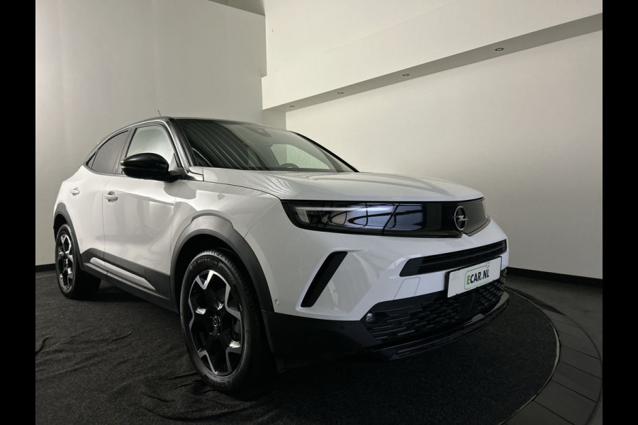 Opel Mokka Electric Ultimate 50 kWh Prachtige Mokka in nieuwstaat, hele lage kilometerstand, Multimedia Navi Pro Zwart Dak!