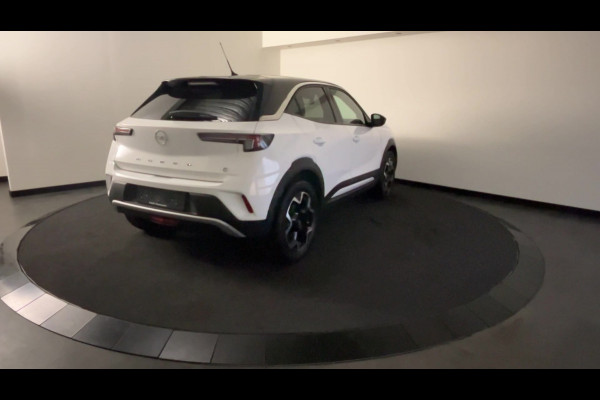 Opel Mokka Electric Ultimate 50 kWh Prachtige Mokka in nieuwstaat, hele lage kilometerstand, Multimedia Navi Pro Zwart Dak!