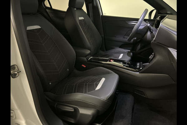 Opel Mokka Electric Ultimate 50 kWh Prachtige Mokka in nieuwstaat, hele lage kilometerstand, Multimedia Navi Pro Zwart Dak!