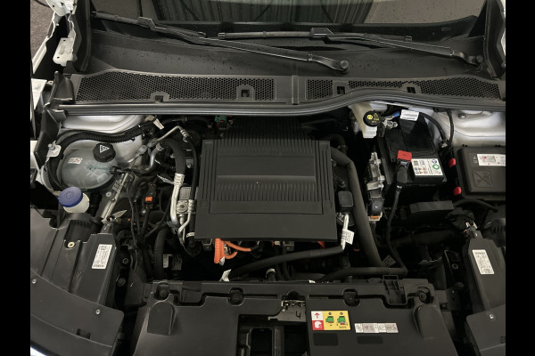 Opel Mokka Electric Ultimate 50 kWh Prachtige Mokka in nieuwstaat, hele lage kilometerstand, Multimedia Navi Pro Zwart Dak!