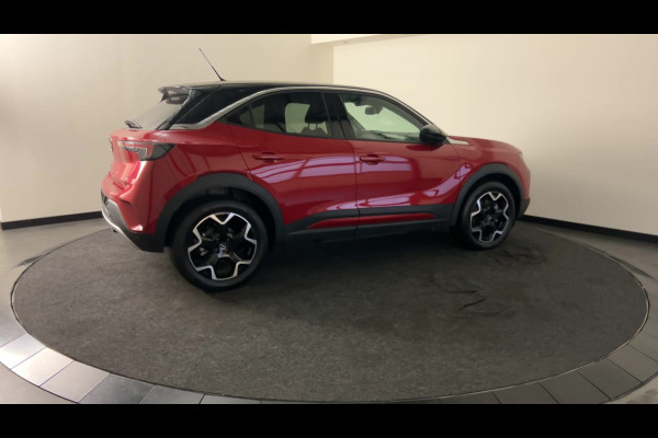 Opel Mokka Electric Ultimate 50 kWh Mokka in nieuwstaat, lage kilometerstand, Multimedia Navi Pro