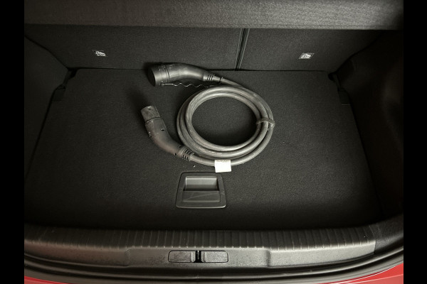 Opel Mokka Electric Ultimate 50 kWh Mokka in nieuwstaat, lage kilometerstand, Multimedia Navi Pro