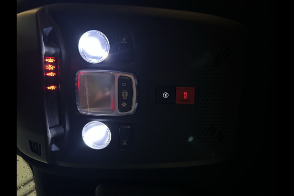 Opel Mokka Electric Ultimate 50 kWh Mokka in nieuwstaat, lage kilometerstand, Multimedia Navi Pro