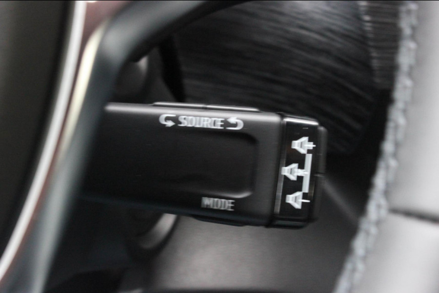 Renault Trafic L2H1 170PK DUBBEL CABINE LUXE / NAVIGATIE / CLIMATECONTROL / VERLAAGD / DIGITAAL SCHERM / CAMERA / JB- EDITION FULL