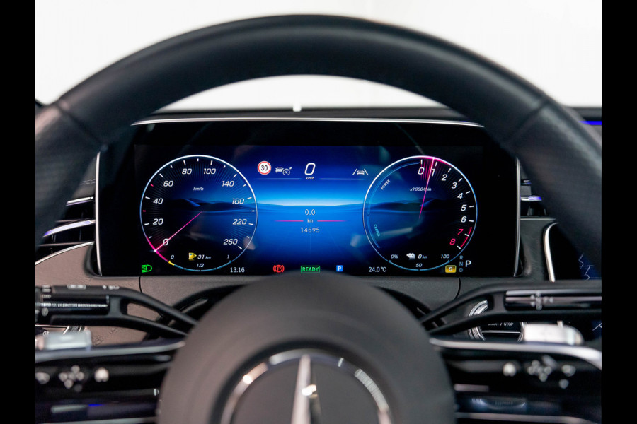 Mercedes-Benz E-Klasse E 300 e 4MATIC AMG Line Advanced Plus | Pano